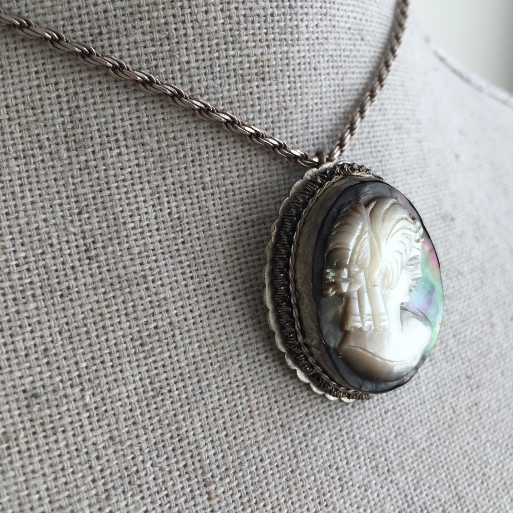 Art Nouveau Cameo Mother of Pearl Abalone Pendant - Picture 4 of 13